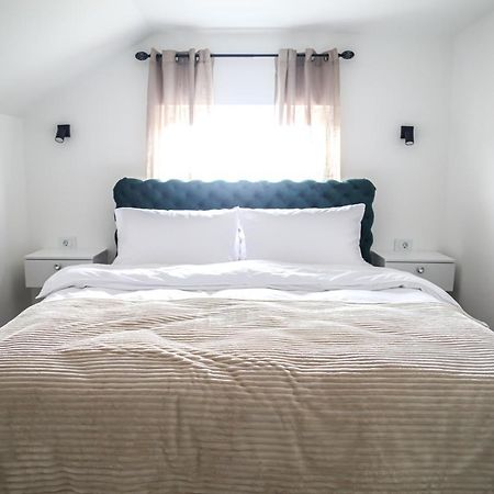 La Casa Apartments Ягодина Екстериор снимка