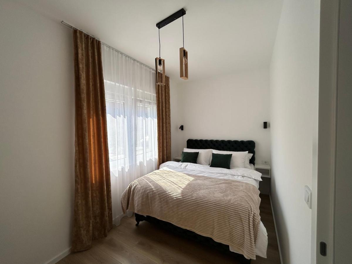 La Casa Apartments Ягодина Екстериор снимка